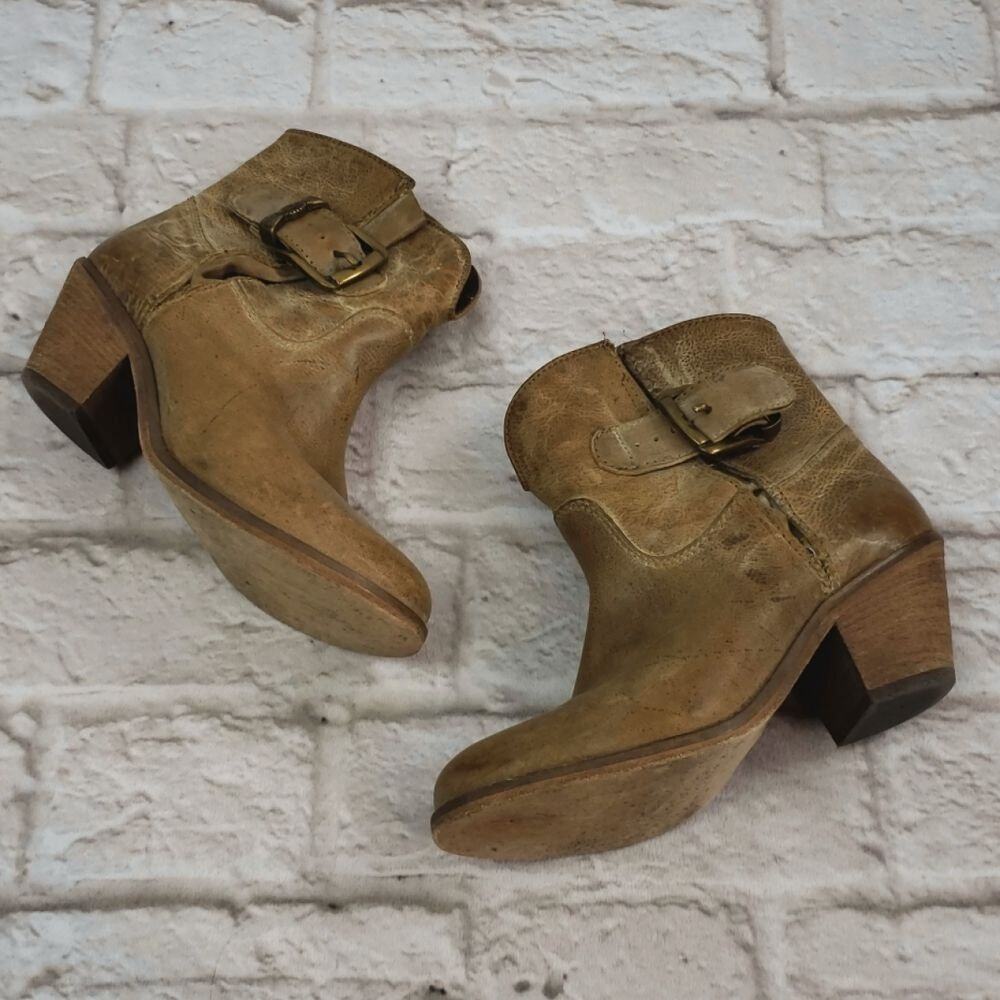 Corral Boots Tan Distressed ankle Boots size 7M - Picture 2 of 7